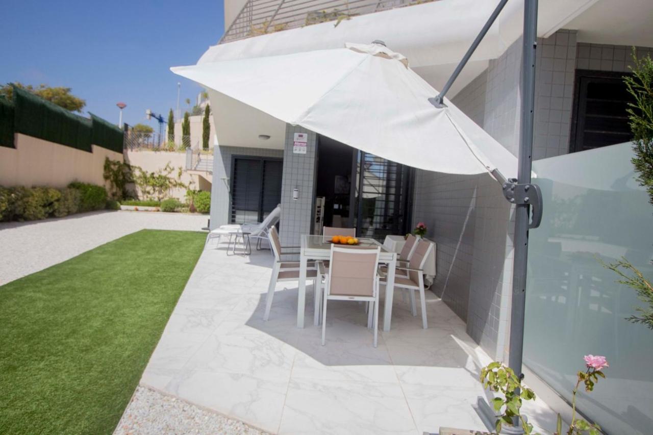 Infinity Luxury Sea View Apartment With Private Garden 阿勒纳勒斯德尔索尔 外观 照片